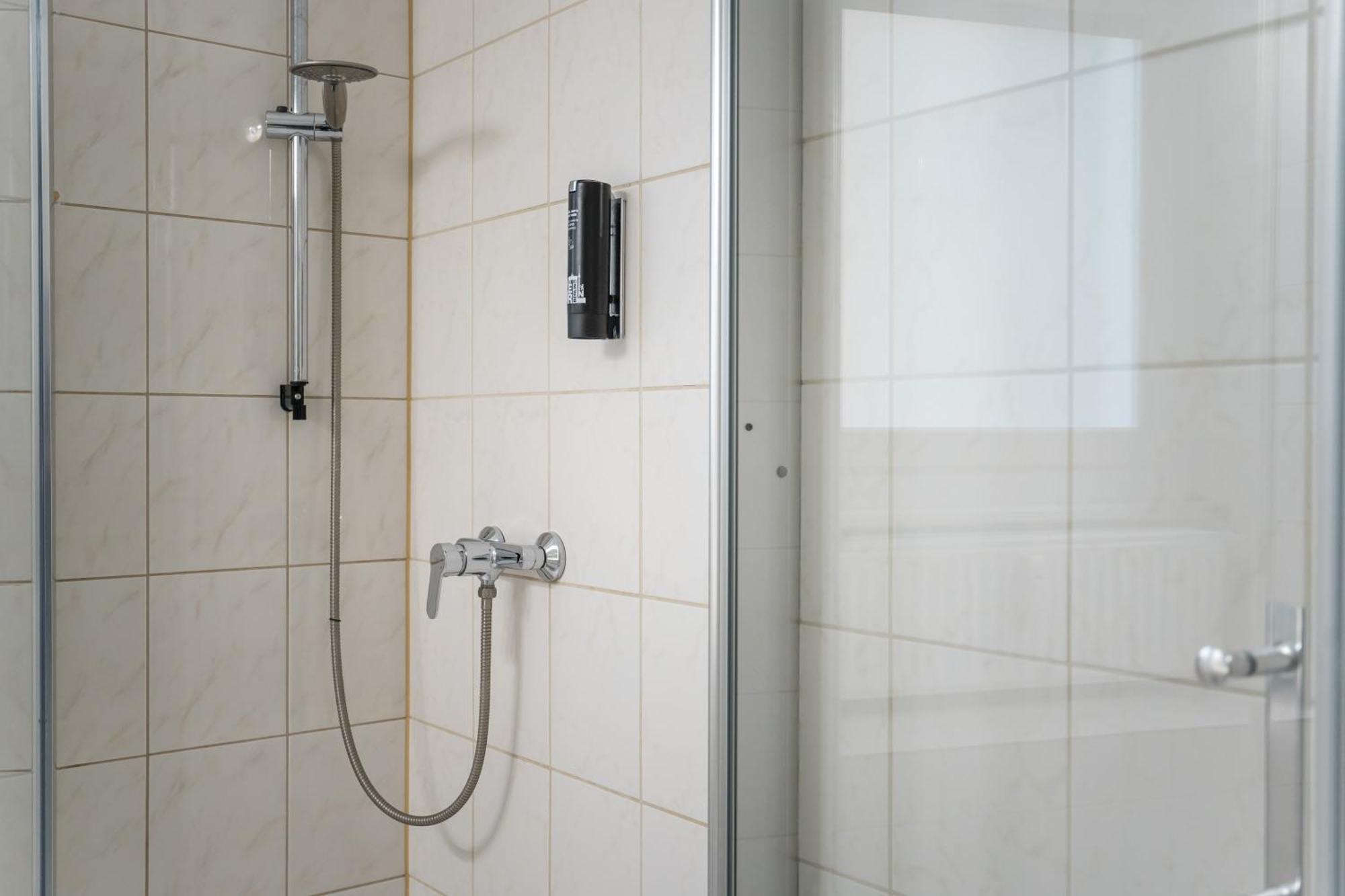 Spacious Family Apartment With 2 Bedrooms Berlino Esterno foto
